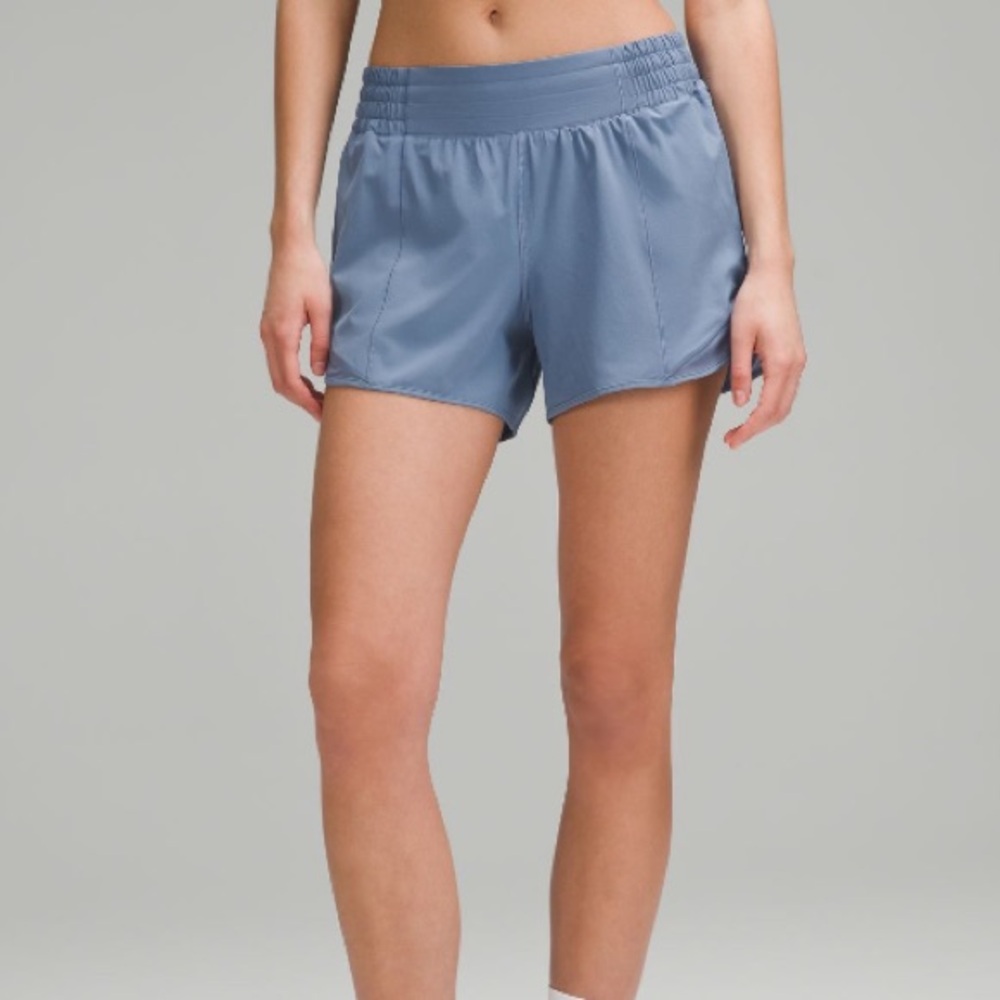 Lululemon Hotty Hot High-Rise Lined Short 4"